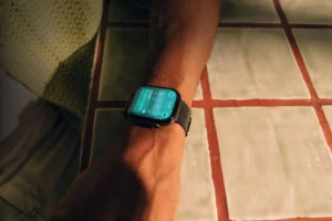 Apple-Watch-Series-12-lifestyle